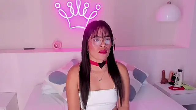 CatalinaRey online show from 04/16/26, 04:02