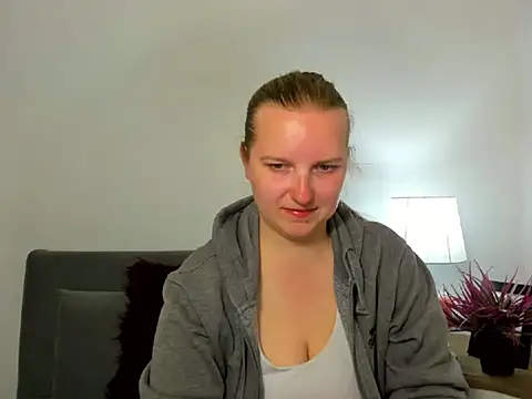Snapshot of RoseTeacherX chatting on 04/27/26, 05:22 RoseTeacherX online show from 04/27/26, 05:22