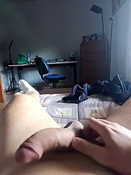 Snapshot of yourboy_27 chatting on 04/14/26, 05:41 yourboy 27 online show from 04/14/26, 05:41