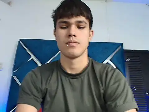 EdwinBoys online show from 04/22/26, 01:01