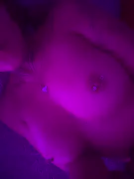 Violeta queen1 online show from 06/23/26, 03:37