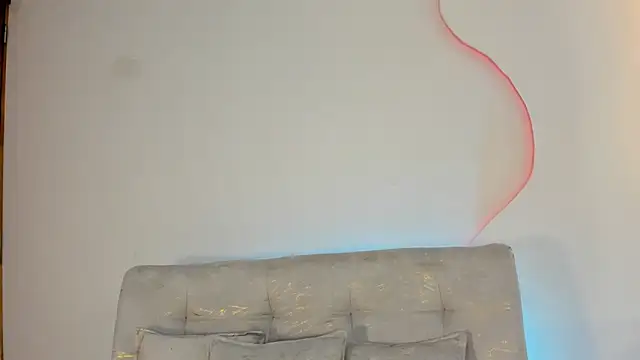 Snapshot of Aohomlester_ chatting on 04/16/26, 02:18 Aohomlester online show from 04/16/26, 02:18