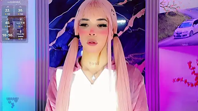 Snapshot of moon_sweet- chatting on 05/16/26, 03:58 moon sweet- online show from 05/16/26, 03:58