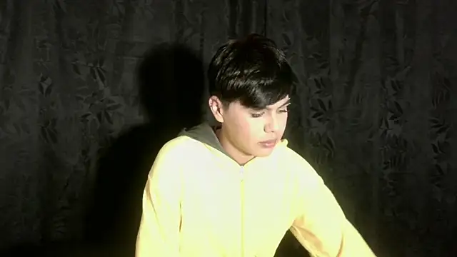 Snapshot of Felipe_Kold chatting on 05/07/26, 01:33 Felipe Kold online show from 05/07/26, 01:33