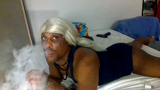 Snapshot of Dicksee_Left chatting on 06/24/26, 07:29 Dicksee Left online show from 06/24/26, 07:29