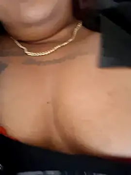 Snapshot of Elmolanay chatting on 04/23/26, 06:10 Elmolanay online show from 04/23/26, 06:10