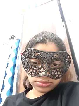 Snapshot of simran_rathore chatting on 05/08/26, 12:21 simran rathore online show from 05/08/26, 12:21