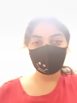 Snapshot of simran_rathore chatting on 05/19/26, 06:03 simran rathore online show from 05/19/26, 06:03