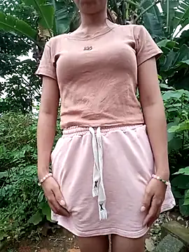Elena Mia online show from 05/08/26, 10:09