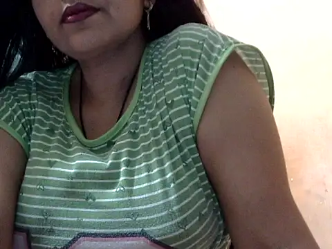 Sexy Mahekk online show from 05/26/26, 03:41