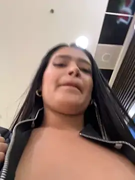 Sara fun online show from 01/15/25, 07:34