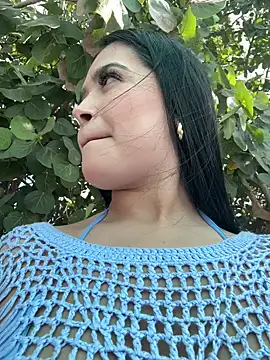 Sara fun online show from 01/28/25, 07:10