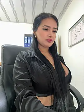 Sara fun online show from 02/14/25, 04:15