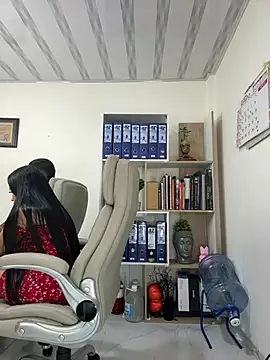 Sara fun online show from 03/05/25, 07:49