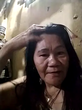 Snapshot of MARIPOSAPINAY chatting on 04/22/26, 12:50 MARIPOSAPINAY online show from 04/22/26, 12:50