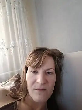 Snapshot of AnnieNet chatting on 07/08/26, 12:20 AnnieNet online show from 07/08/26, 12:20