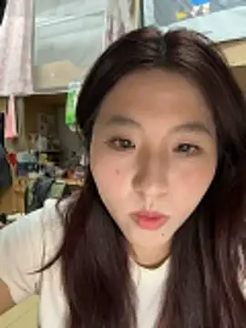 pinkouou online show from 04/17/26, 05:27