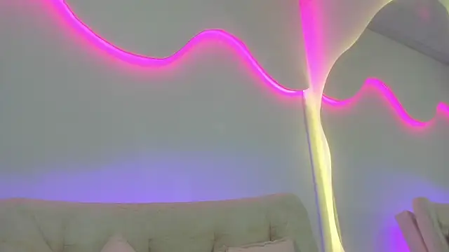VenusBlazzer online show from 04/28/26, 02:11