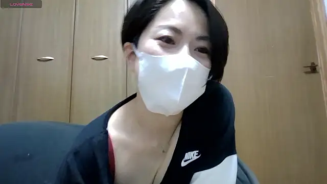 rin2432 online show from 05/07/26, 12:27