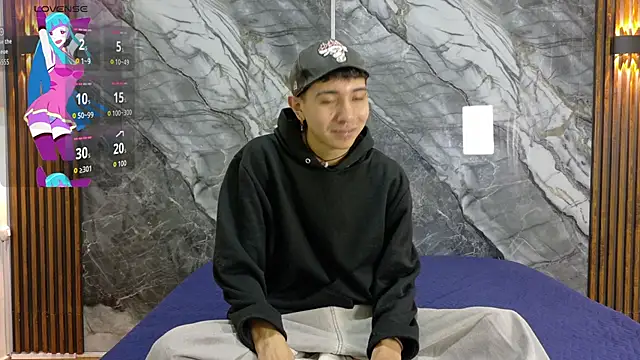 NoahWalker   online show from 06/08/26, 11:10