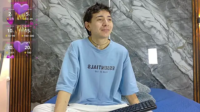 NoahWalker   online show from 06/19/26, 10:52