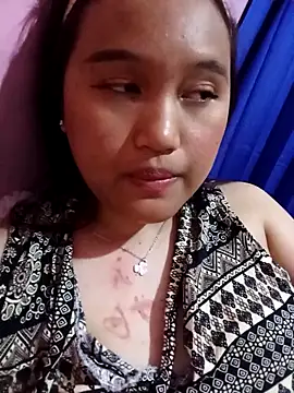 heyitsnana online show from 04/15/26, 08:20