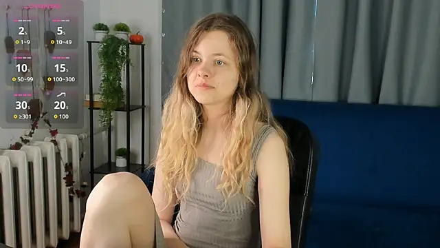 Glitch Doll online show from 04/30/26, 05:14