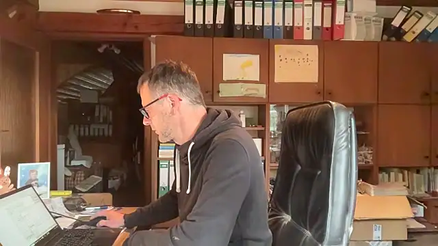 o florian o1 online show from 05/11/26, 08:53