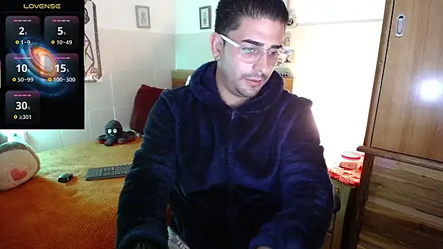 Snapshot of andders_ chatting on 07/30/26, 11:26 andders online show from 07/30/26, 11:26