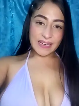 Snapshot of ChloeMadisson chatting on 04/22/26, 11:39 ChloeMadisson online show from 04/22/26, 11:39