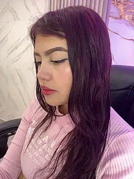 kira ec online show from 05/29/26, 07:23
