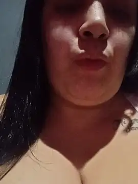 Snapshot of melones3 chatting on 07/10/26, 06:28 melones3 online show from 07/10/26, 06:28