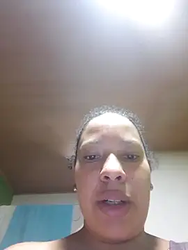 DivaCaliente1 online show from 05/09/26, 04:45