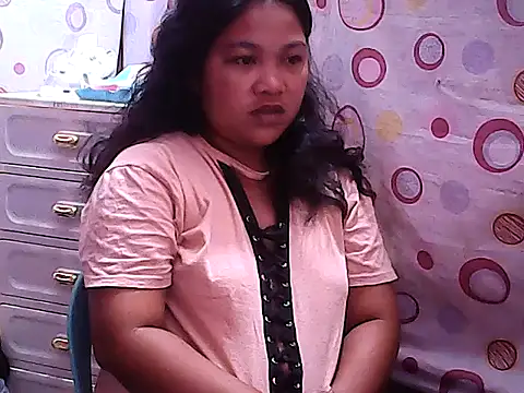 PinayFantasy4you online show from 04/18/26, 03:21