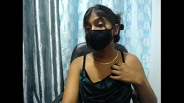 Snapshot of Sizu_ chatting on 04/23/26, 12:29 Sizu online show from 04/23/26, 12:29