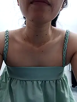 Snapshot of -Nisila- chatting on 04/21/26, 07:47 -Nisila- online show from 04/21/26, 07:47