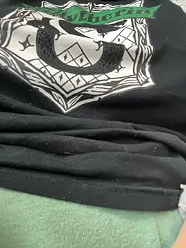 lolaaaa4 online show from 04/17/26, 06:16