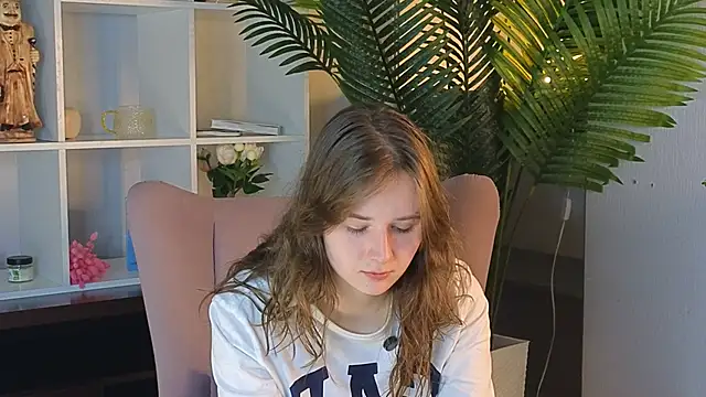 PamalaWhittmore online show from 04/18/26, 01:59