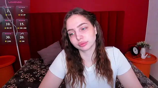 Snapshot of ReneeBlair chatting on 04/22/26, 01:52 ReneeBlair online show from 04/22/26, 01:52