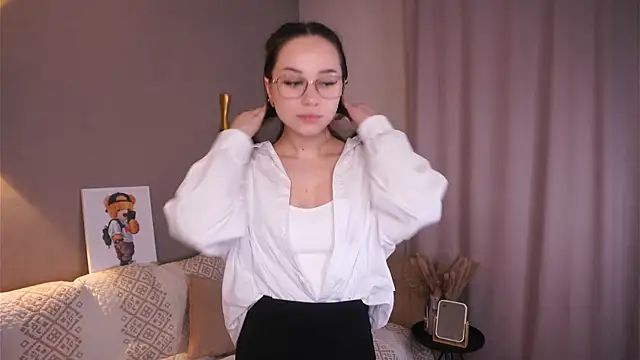 Snapshot of DaysiChristi chatting on 04/24/26, 06:10 DaysiChristi online show from 04/24/26, 06:10