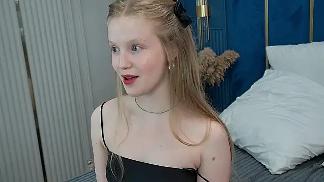 LilianHowards online show from 06/26/26, 01:26