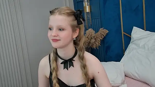 LilianHowards online show from 06/27/26, 12:22