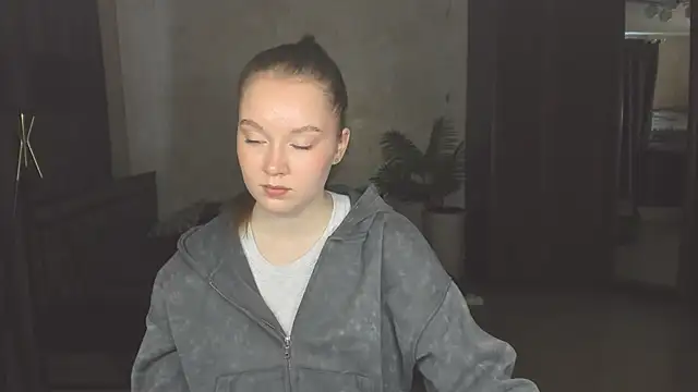 Snapshot of ValeriSunny chatting on 04/26/26, 05:38 ValeriSunny online show from 04/26/26, 05:38