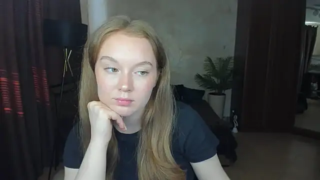 Snapshot of ValeriSunny chatting on 05/21/26, 02:57 ValeriSunny online show from 05/21/26, 02:57