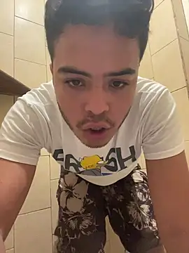 BradleyWayne1 online show from 04/17/26, 05:32