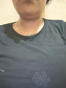 Snapshot of Newragini chatting on 05/16/26, 06:21 Newragini online show from 05/16/26, 06:21