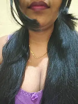 Snapshot of Newragini chatting on 06/14/26, 08:33 Newragini online show from 06/14/26, 08:33