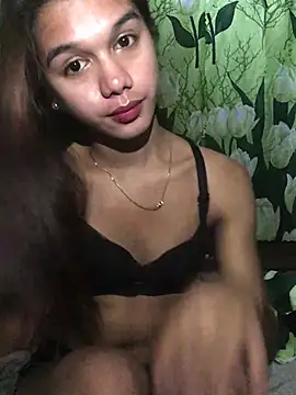 Snapshot of marie_castro chatting on 06/25/26, 10:31 marie castro online show from 06/25/26, 10:31