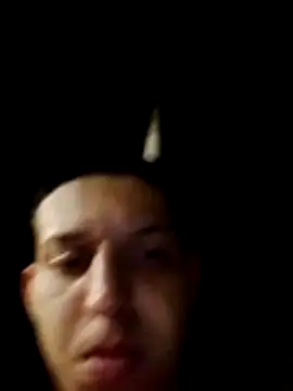Snapshot of Branquinho027_ chatting on 04/19/26, 03:28 Branquinho027 online show from 04/19/26, 03:28