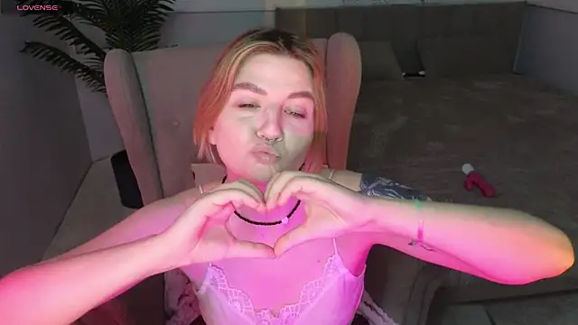 TonyaMeow online show from 05/09/26, 01:22